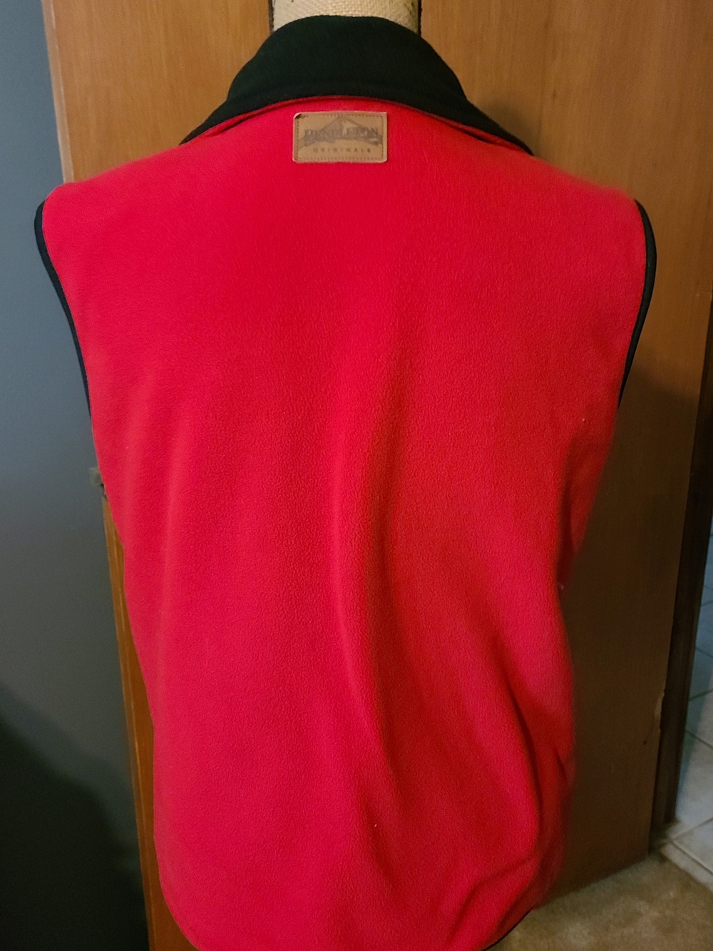 Pendleton Mens Reversible Vest - Picture 3 of 4